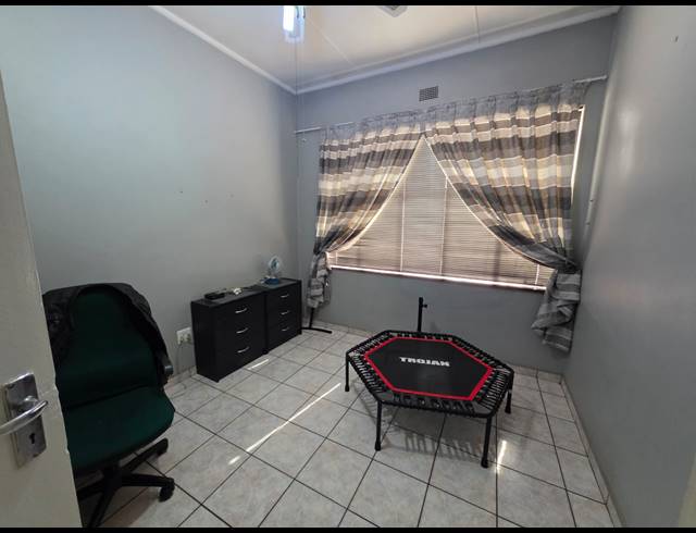 4 BEDROOM HOUSE FOR SALE IN SASOLBURG EXT 4